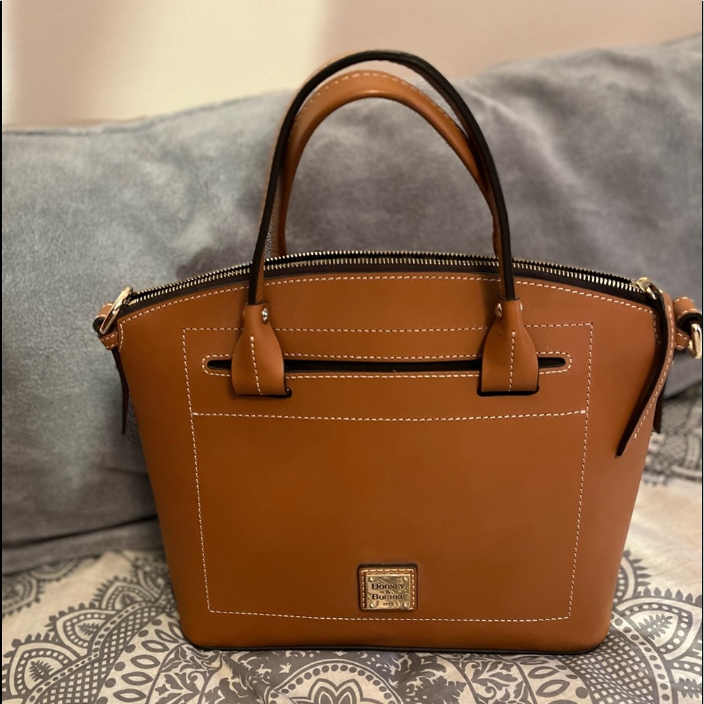Dooney & Bourke